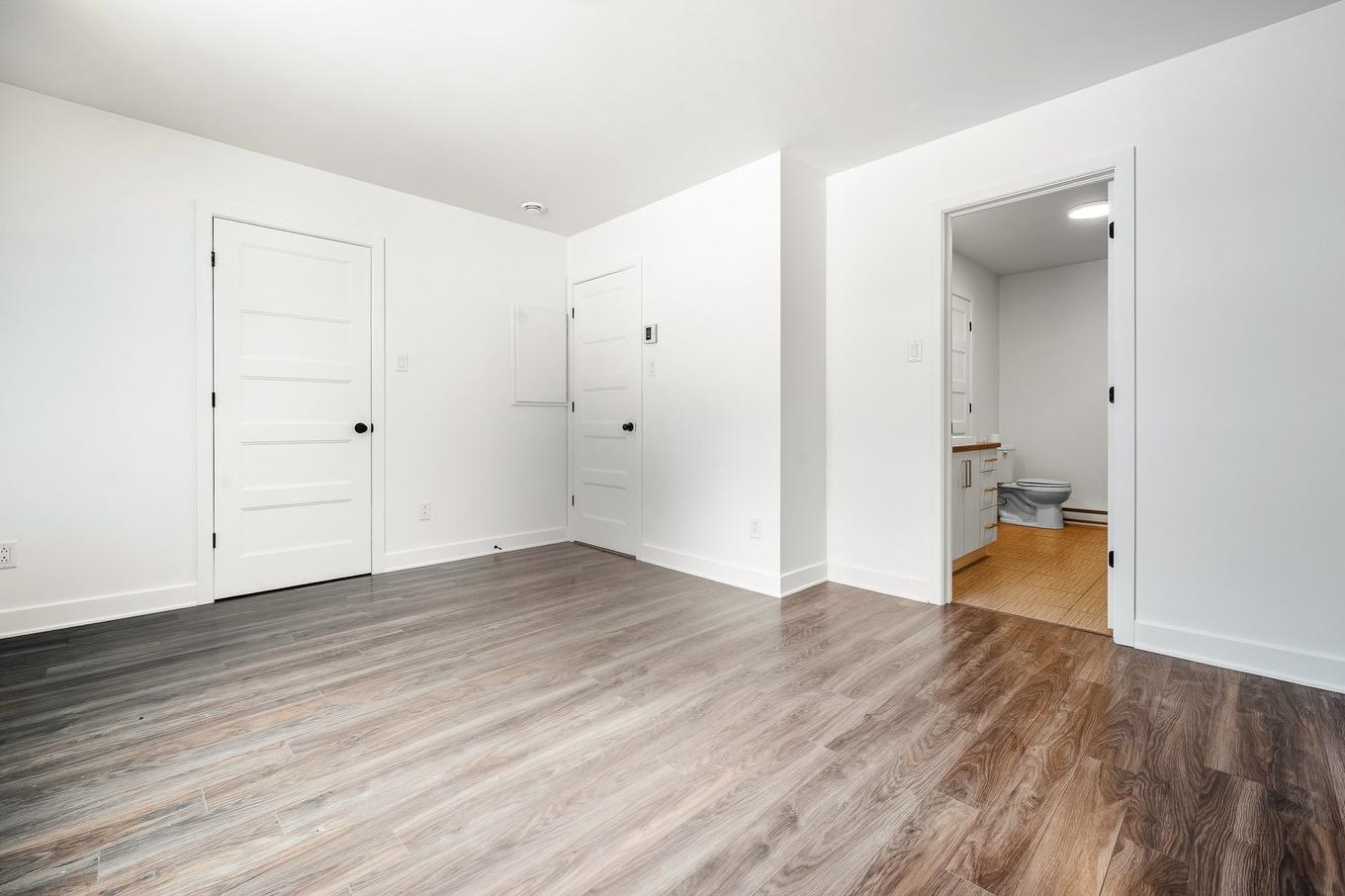 Primary bedroom - 550 Rue Valiquette, Sainte-Adèle, QC - Indoor Photo Showing Other Room