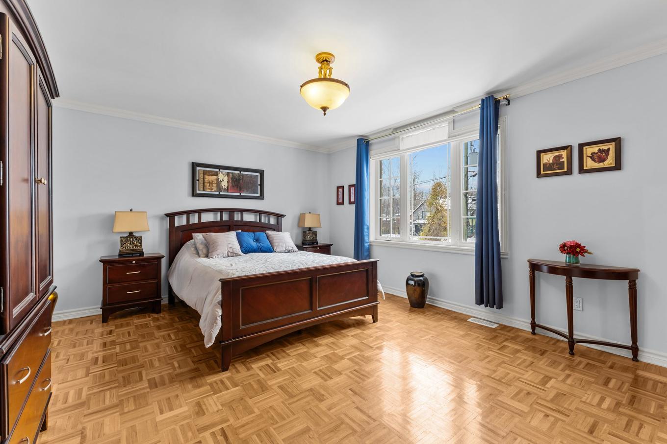 Primary bedroom - 57 Rue De La Valline, Notre-Dame-De-L'Île-Perrot, QC - Indoor Photo Showing Bedroom