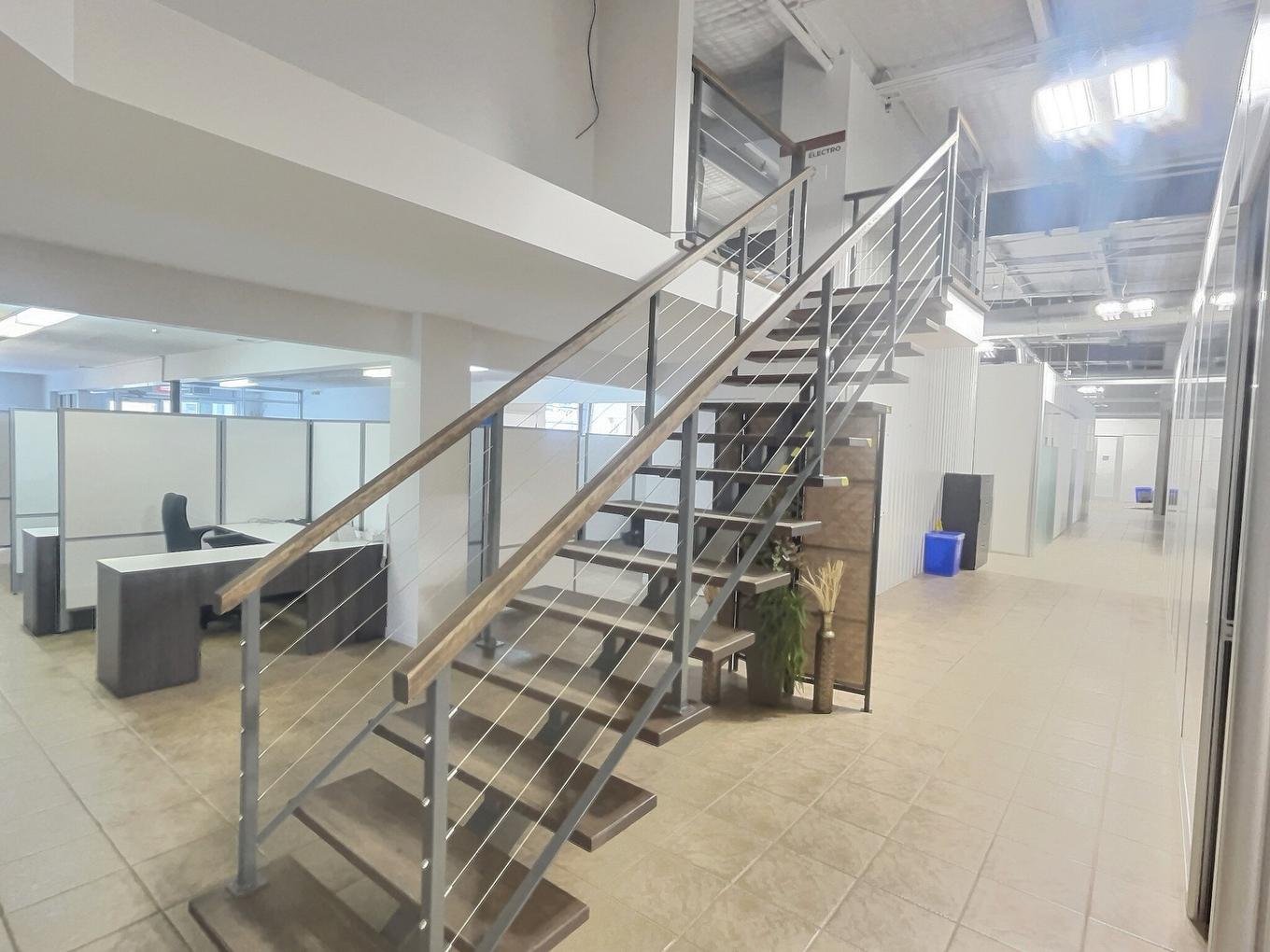 Mezzanine - 325 Boul. Rideau, Rouyn-Noranda, QC - Indoor Photo Showing Other Room