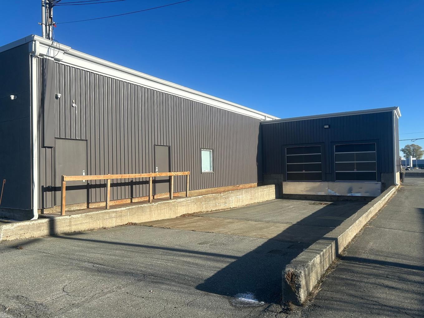 Back facade - 325 Boul. Rideau, Rouyn-Noranda, QC - Outdoor