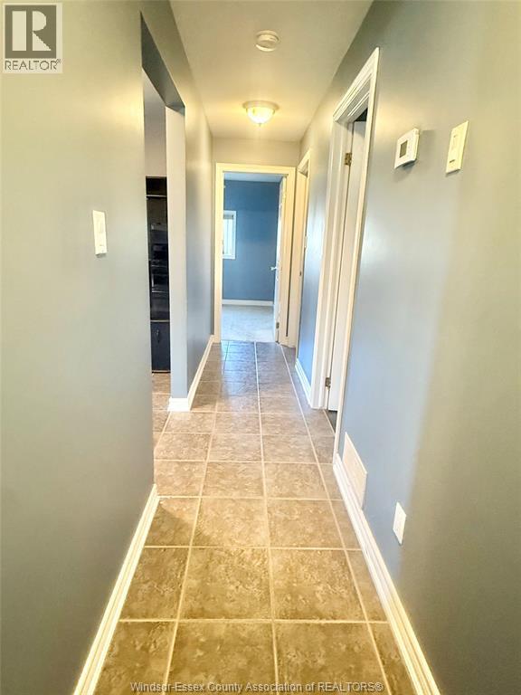 695 Front Road North Unit# Upper/Lower, Amherstburg, ON - Indoor Photo Showing Other Room