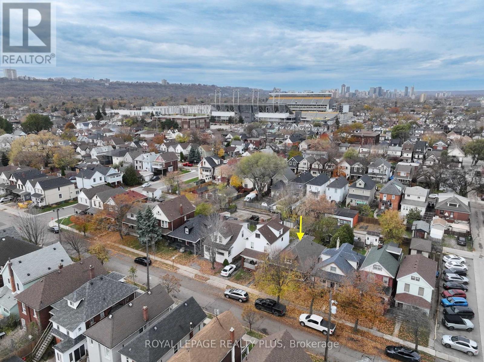 165 Cavell Avenue, Hamilton, ON - Outdoor With View