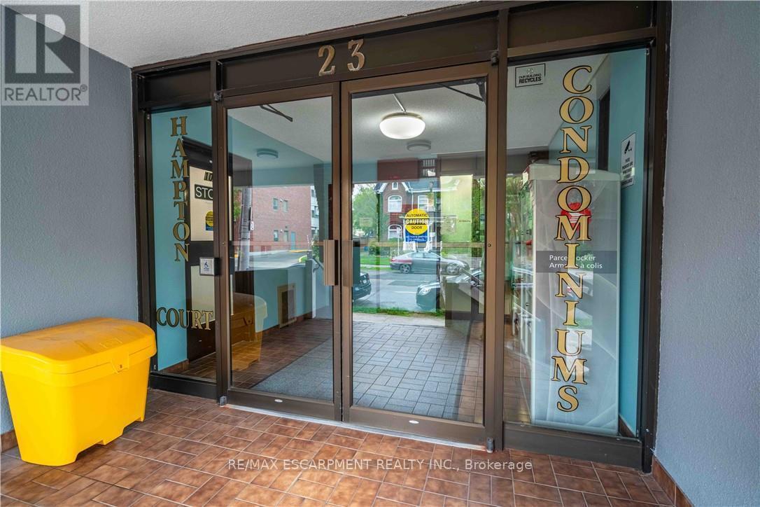 502 - 23 Main Street, Hamilton, ON - Indoor Photo Showing Other Room