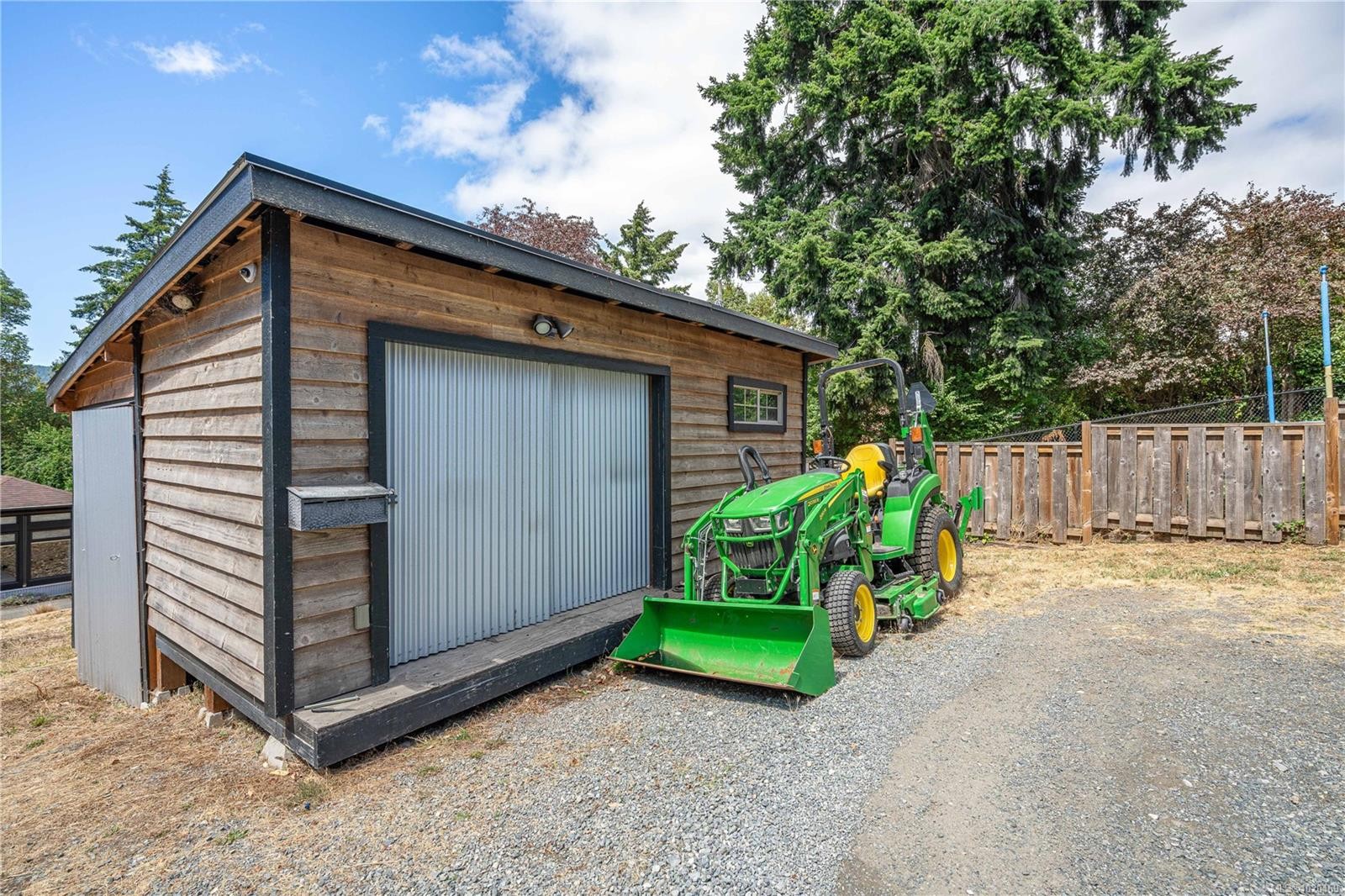 2880 Leigh Rd, Langford, BC