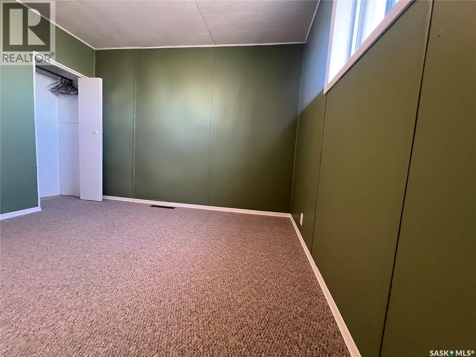 400 Reed Street, Morse, SK - Indoor Photo Showing Other Room