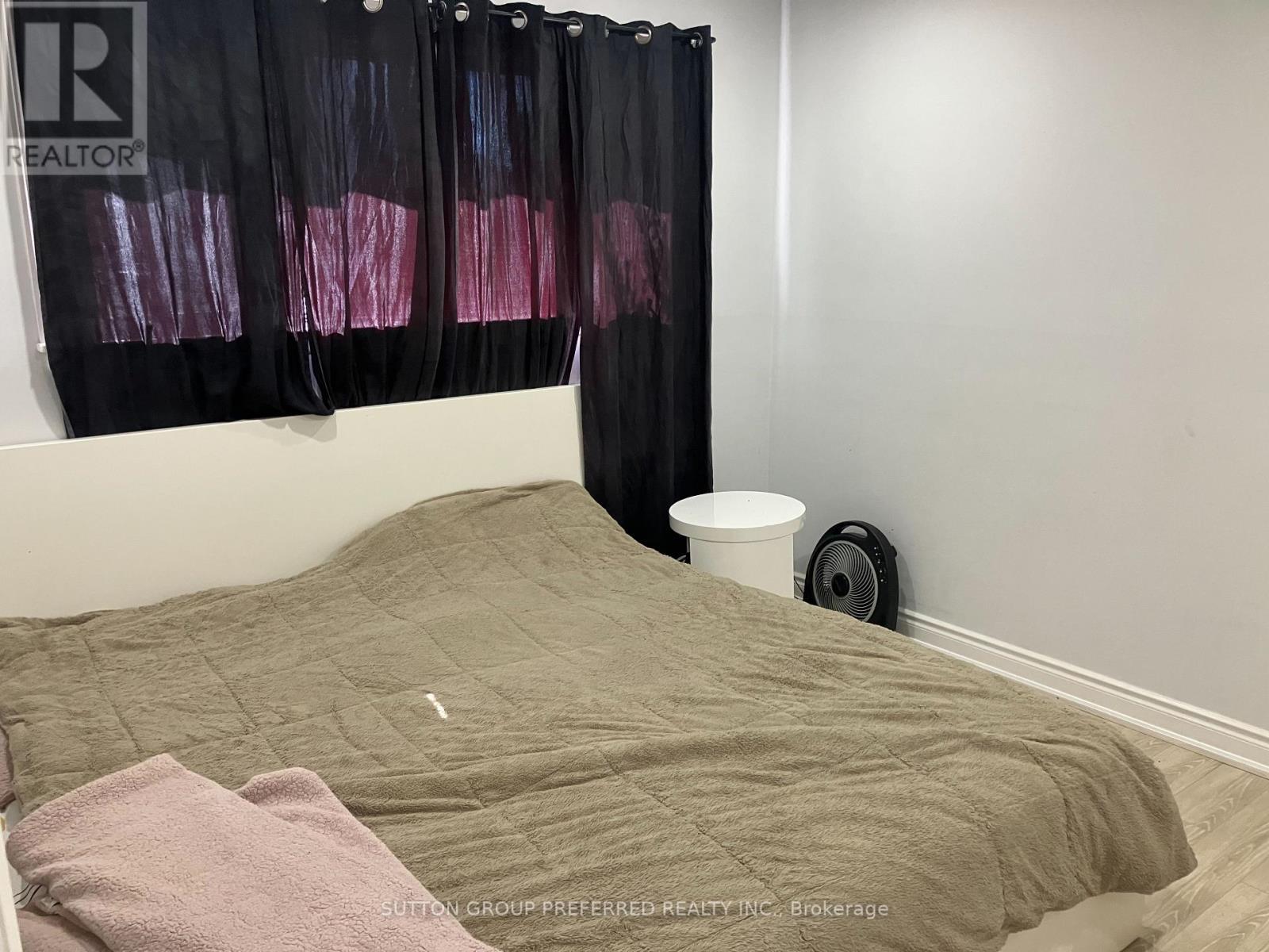 1942 Duluth Crescent, London East (East I), ON - Indoor Photo Showing Bedroom