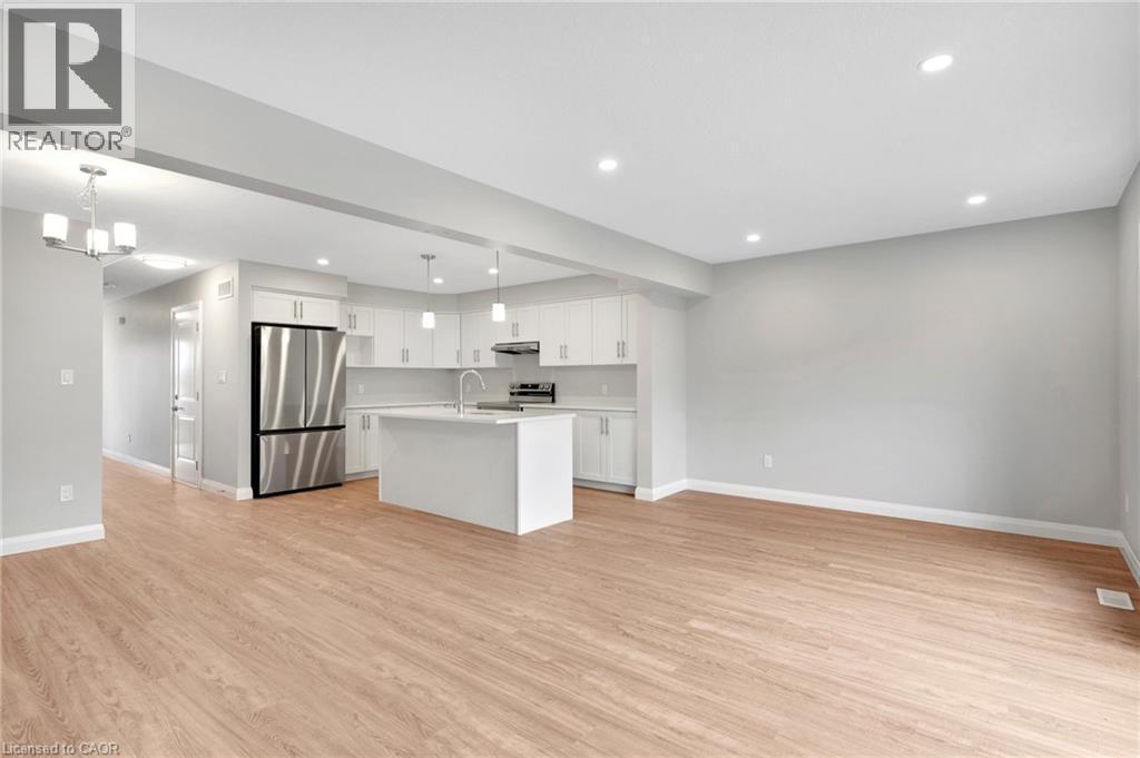 520 Orr Street Unit# 87, Stratford, ON - Indoor Photo Showing Kitchen