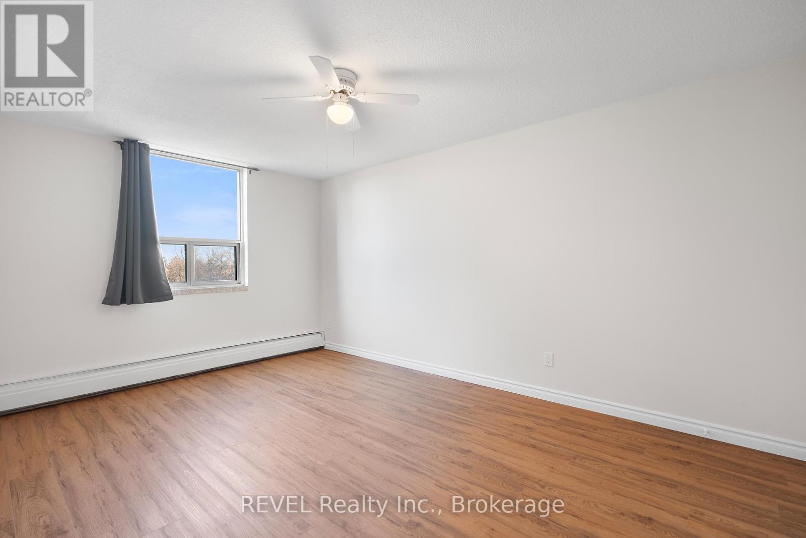 411 - 365 Geneva Street, St. Catharines (Fairview), ON - Indoor Photo Showing Other Room