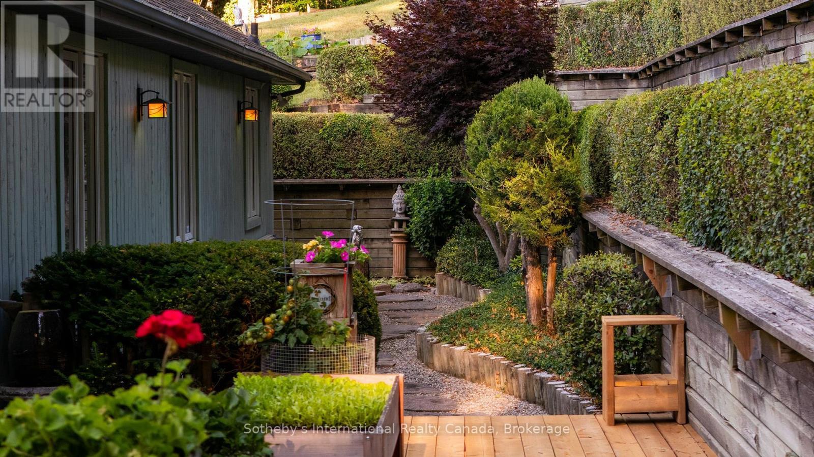 12 Matson Drive, Caledon (Palgrave), ON - Outdoor