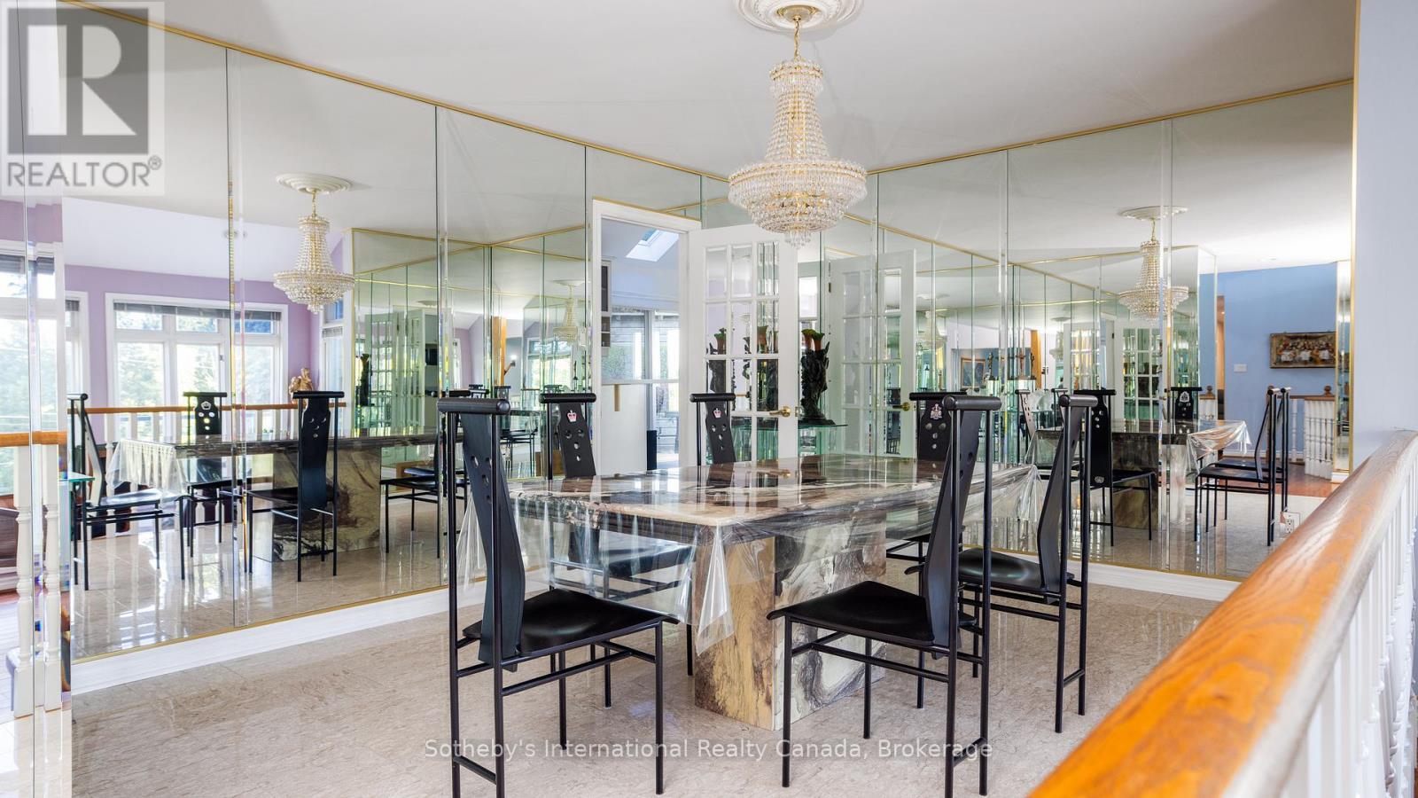 12 Matson Drive, Caledon (Palgrave), ON - Indoor Photo Showing Dining Room