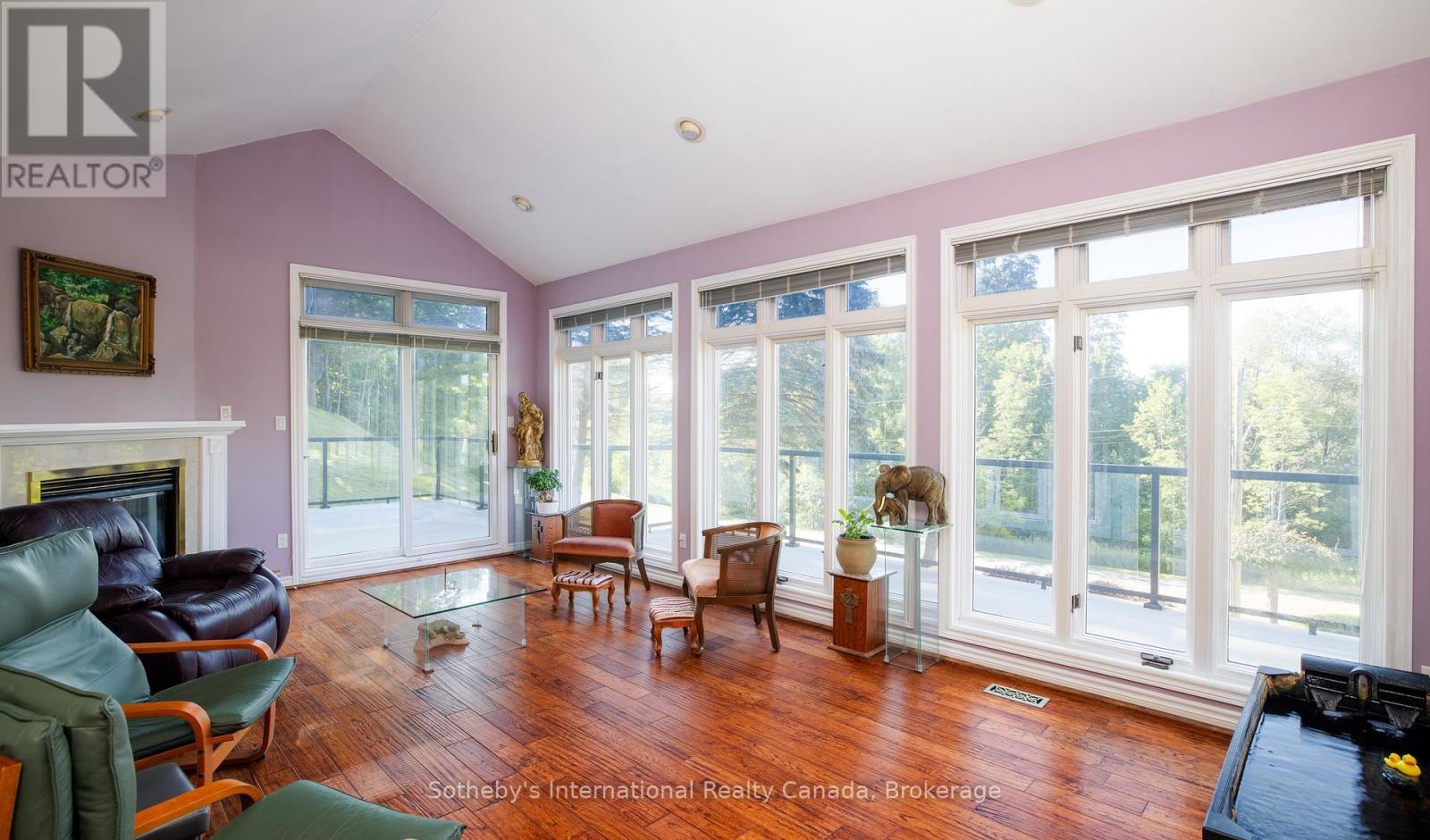12 Matson Drive, Caledon (Palgrave), ON - Indoor Photo Showing Living Room With Fireplace