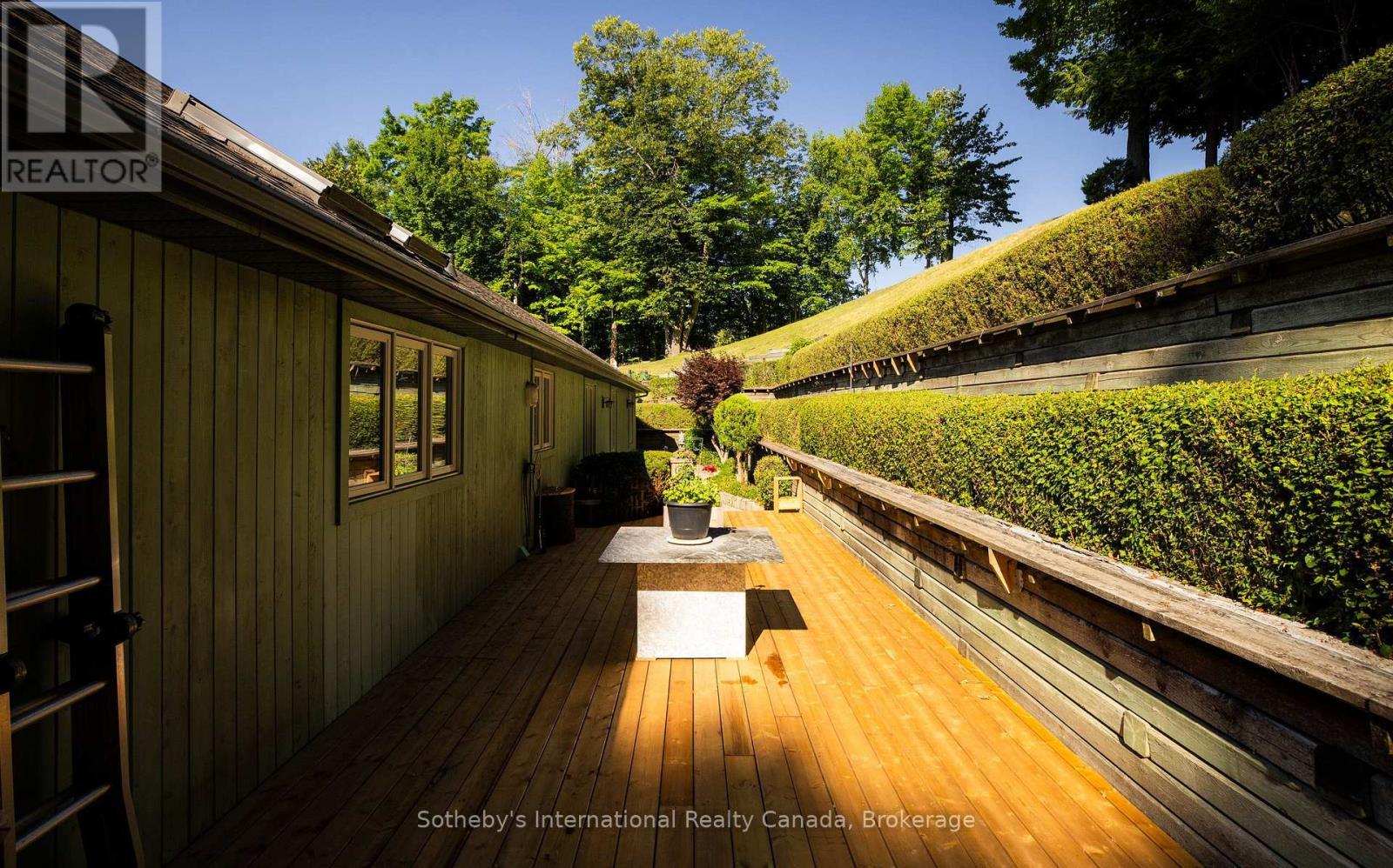 12 Matson Drive, Caledon (Palgrave), ON - Outdoor