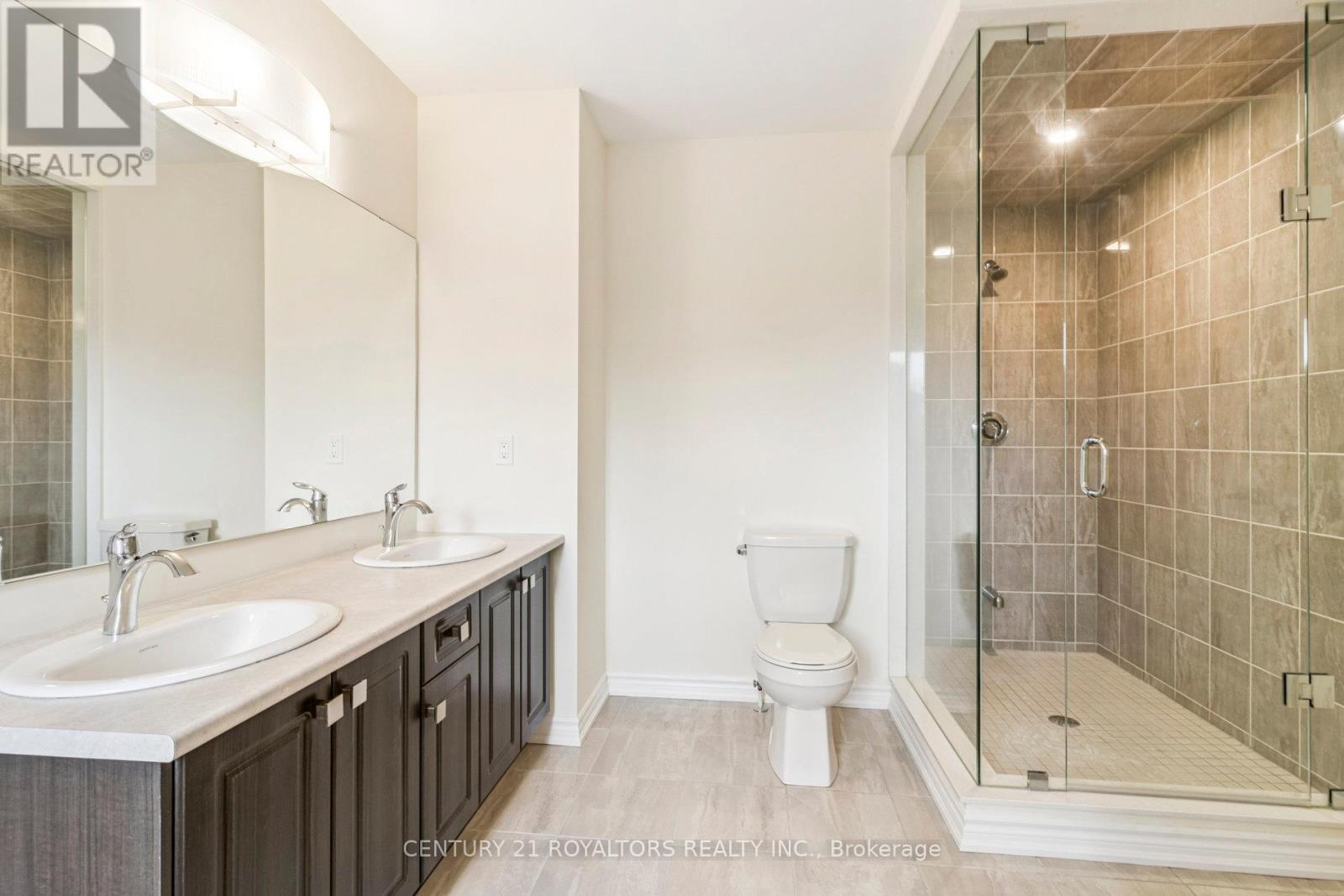 25 Ferragine Crescent, Bradford West Gwillimbury, ON - Indoor Photo Showing Bathroom