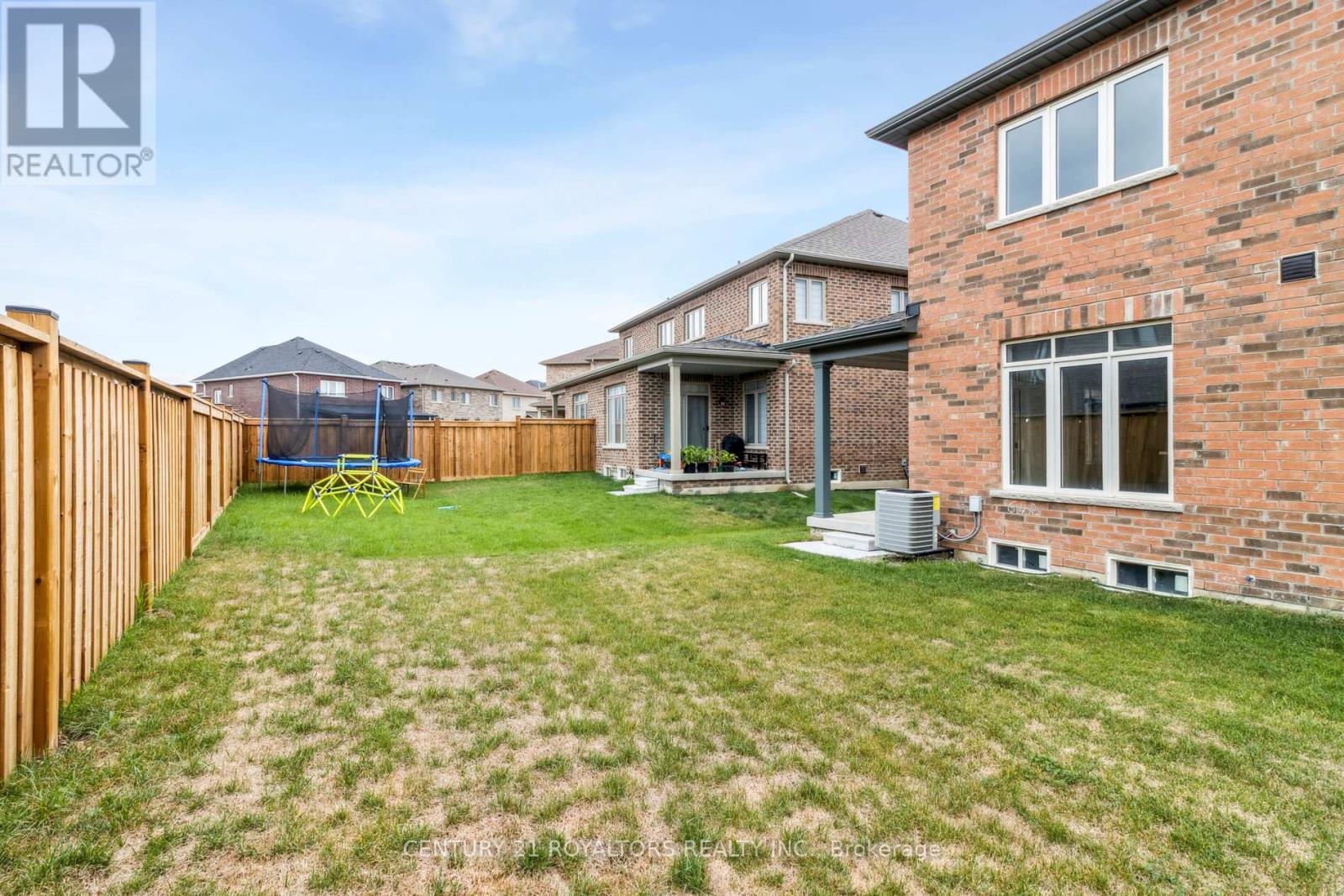 25 Ferragine Crescent, Bradford West Gwillimbury, ON - Outdoor With Exterior