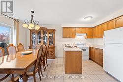 Spacious full Size Kitchen -