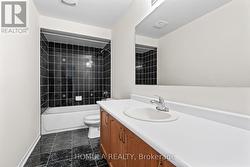4 pieces bathroom on the second floor -