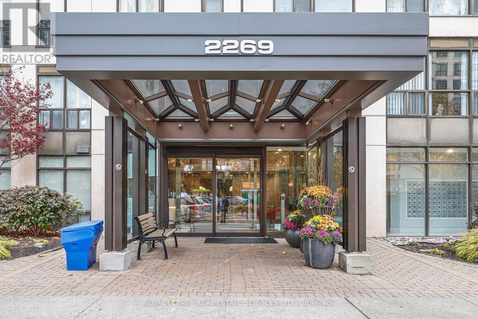 611 - 2269 Lake Shore Boulevard W, Toronto, ON - Outdoor