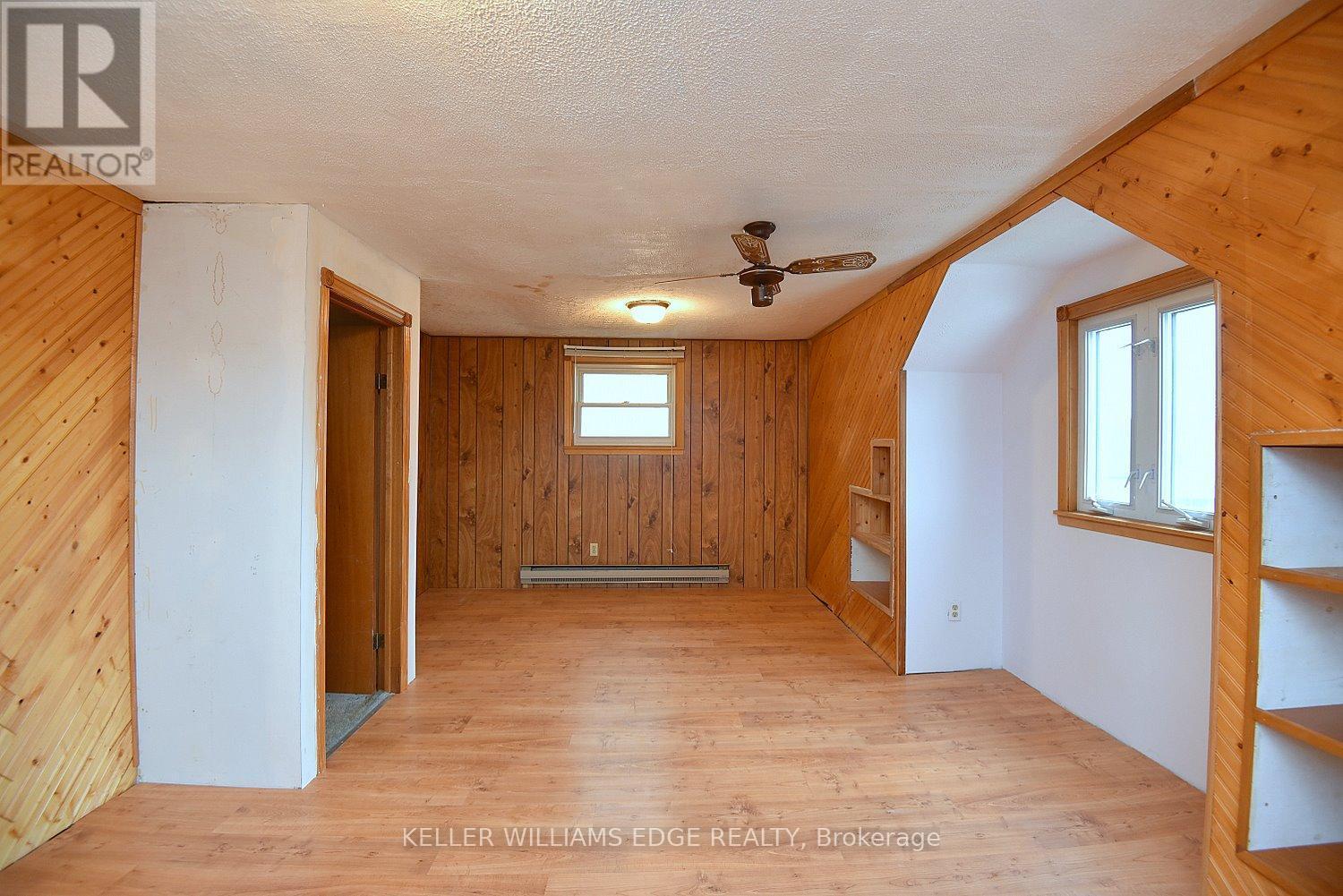 149 Ivon Avenue, Hamilton, ON - Indoor Photo Showing Other Room