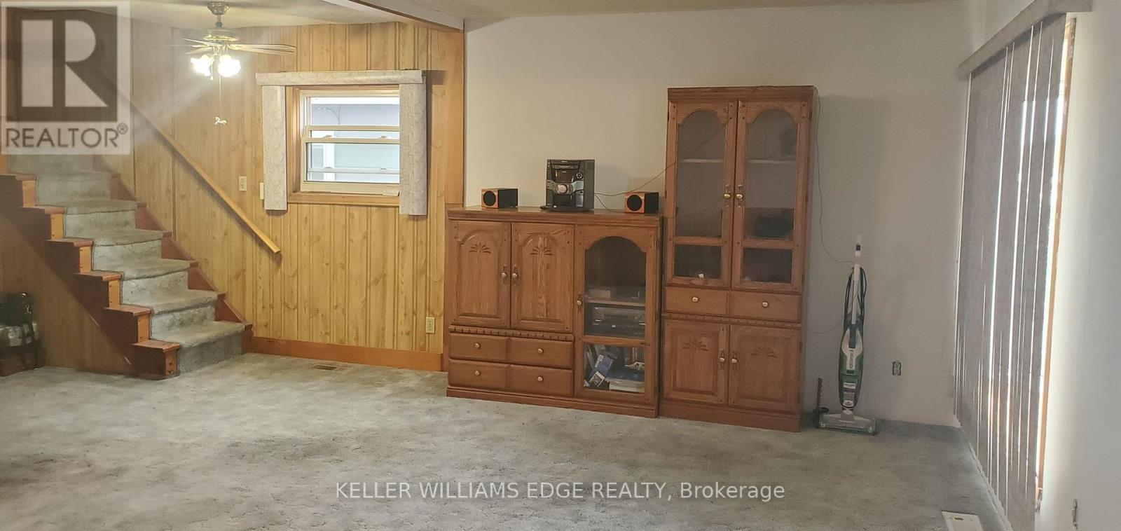 149 Ivon Avenue, Hamilton, ON - Indoor Photo Showing Other Room