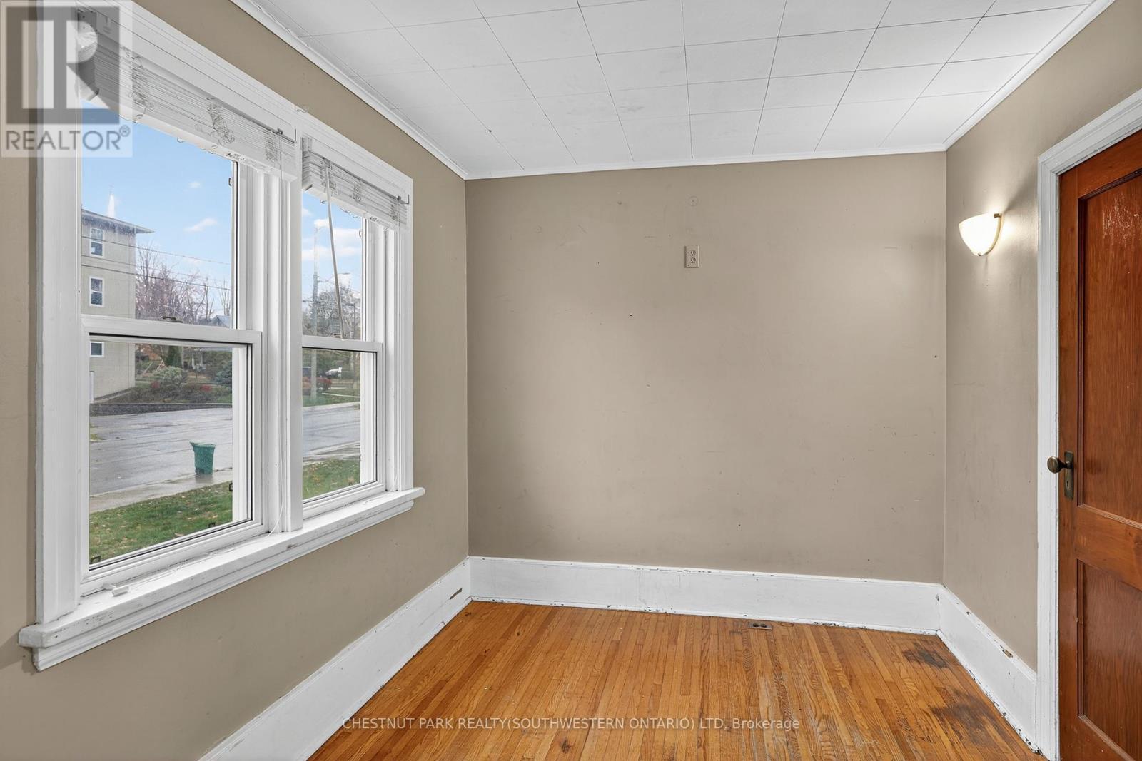 50 Ridout Street, Kawartha Lakes, ON - Indoor Photo Showing Other Room