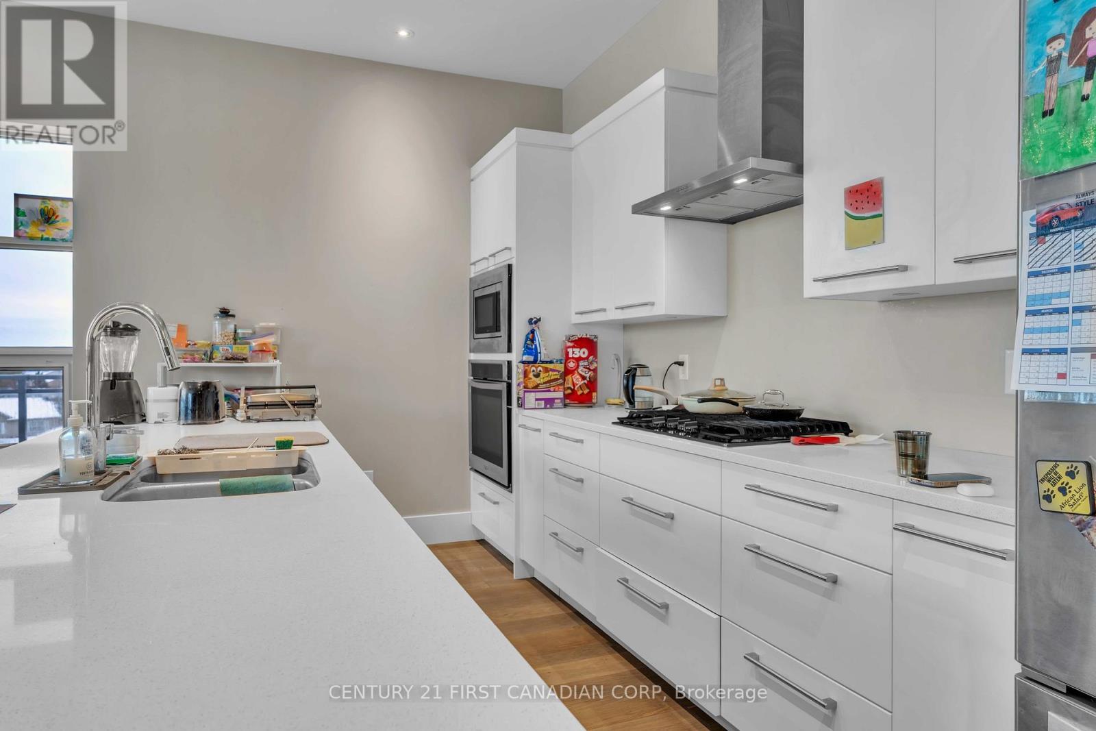 303 - 1705 Fiddlehead Place, London North (North R), ON - Indoor Photo Showing Kitchen