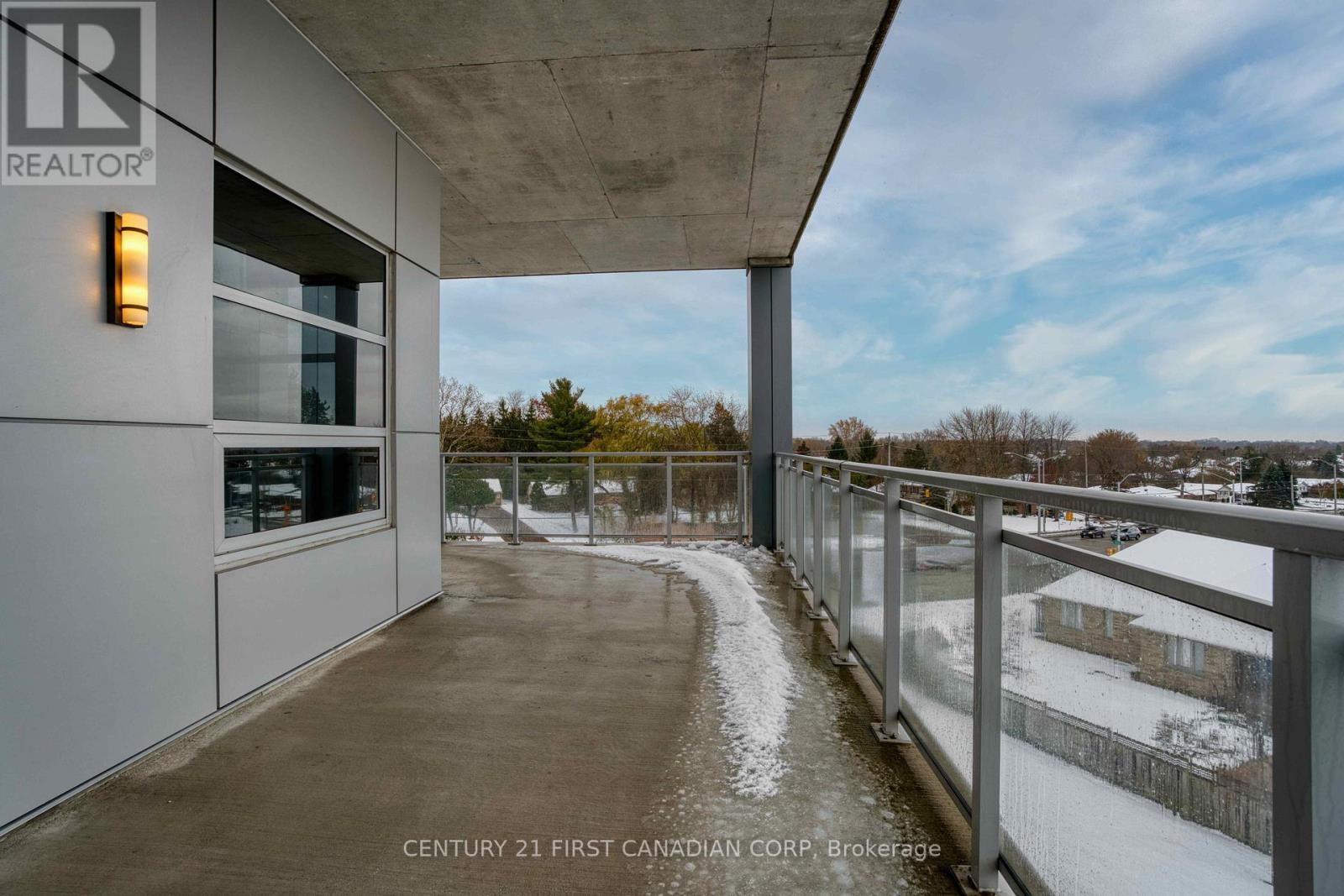 303 - 1705 Fiddlehead Place, London North (North R), ON - Outdoor With Balcony With Exterior
