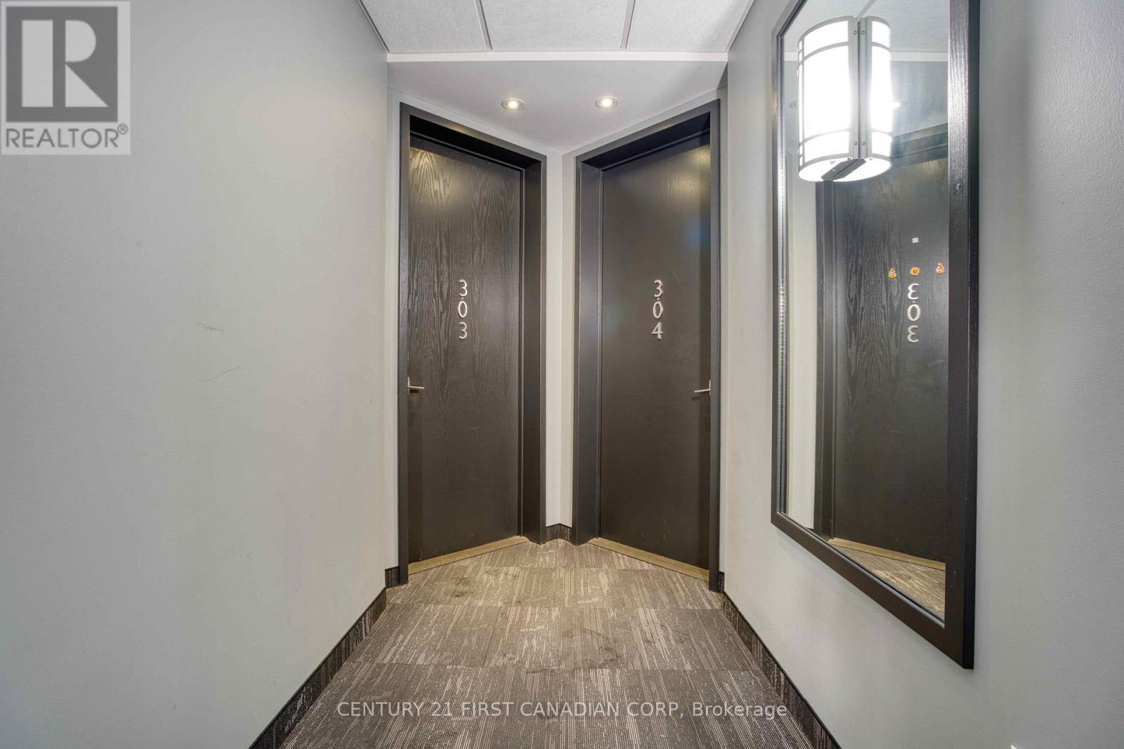 303 - 1705 Fiddlehead Place, London North (North R), ON - Indoor Photo Showing Other Room