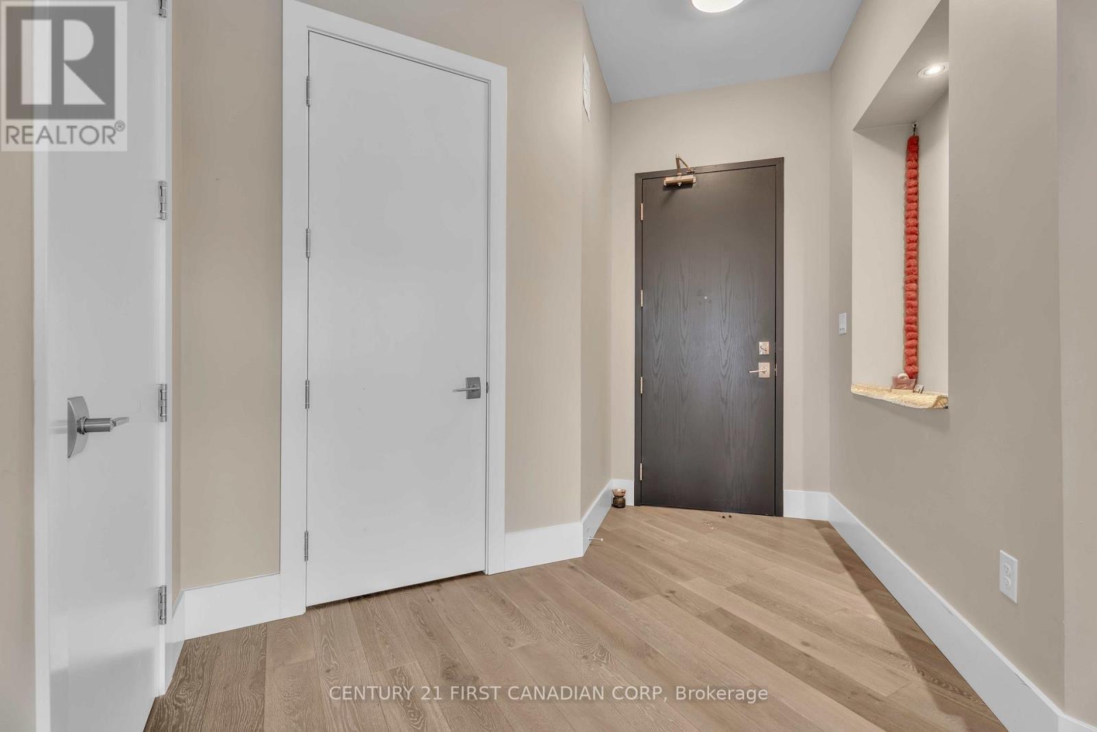 303 - 1705 Fiddlehead Place, London North (North R), ON - Indoor Photo Showing Other Room