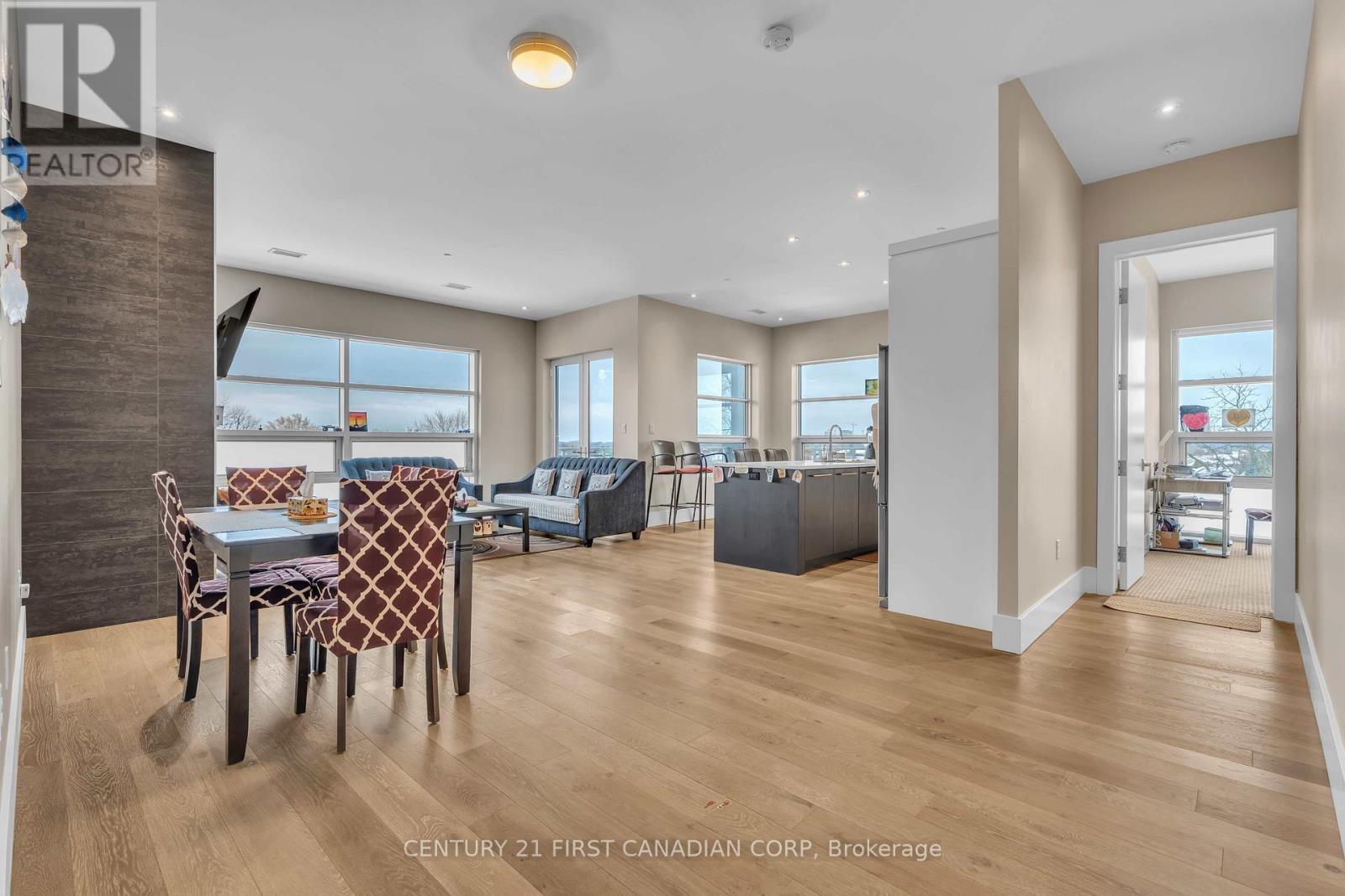 303 - 1705 Fiddlehead Place, London North (North R), ON - Indoor