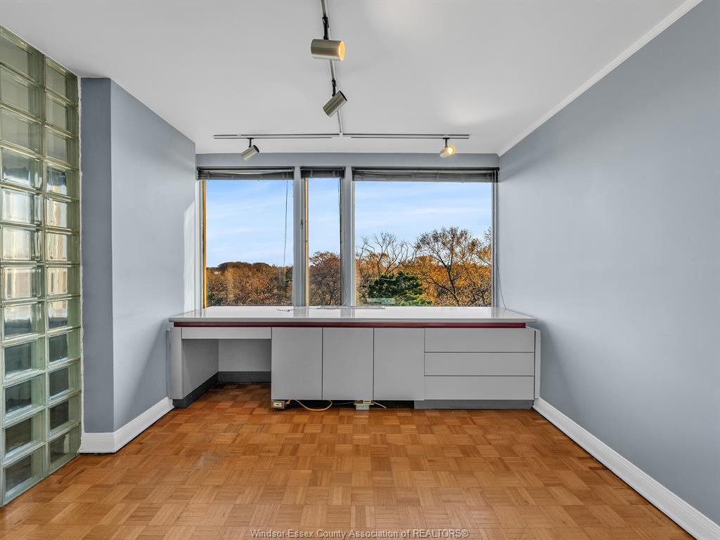 602-2144 Pelissier, Windsor, ON