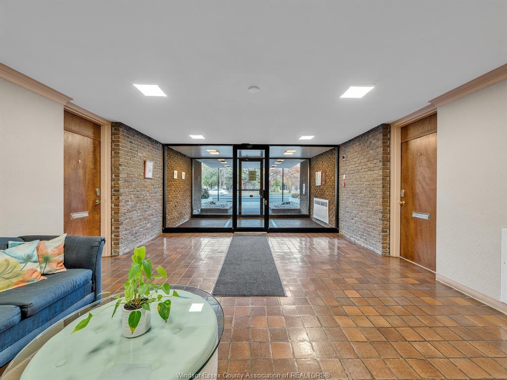 602-2144 Pelissier, Windsor, ON