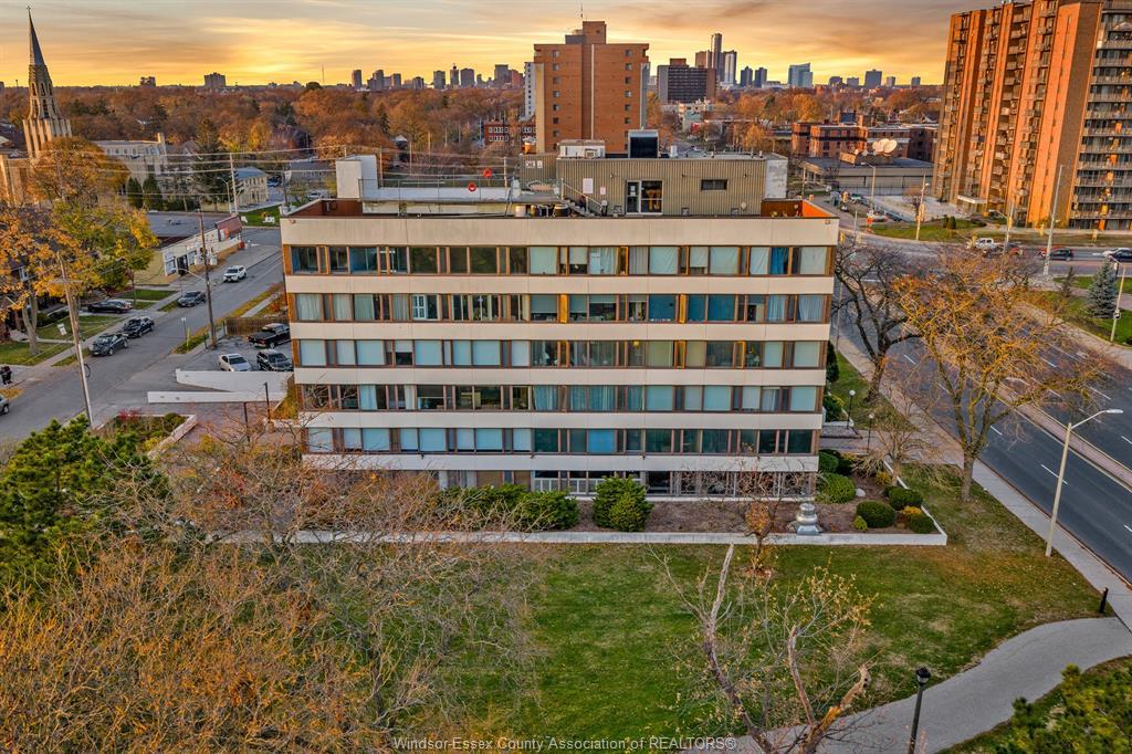 602-2144 Pelissier, Windsor, ON