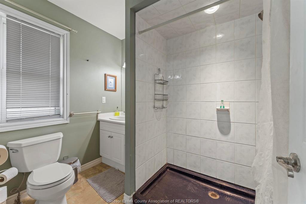 853 Southwood Drive, Lakeshore, ON