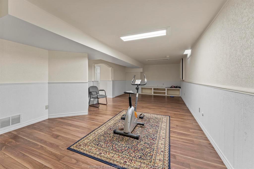 853 Southwood Drive, Lakeshore, ON