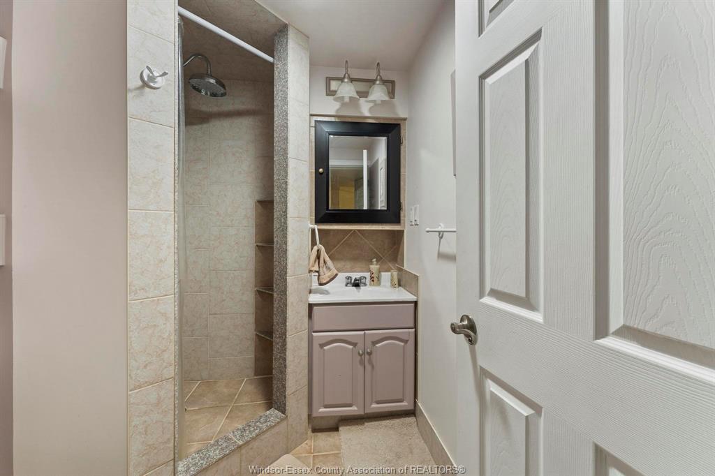 853 Southwood Drive, Lakeshore, ON