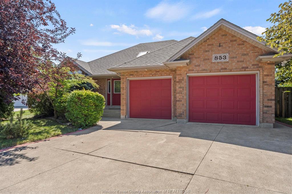 853 Southwood Drive, Lakeshore, ON