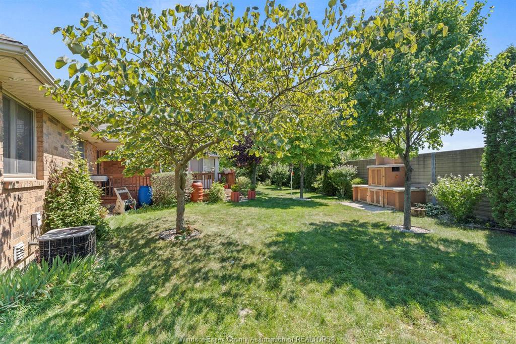 853 Southwood Drive, Lakeshore, ON