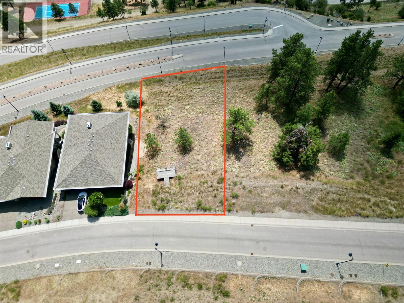 Lines are approximate - 8816 Stonington Road, Vernon, BC