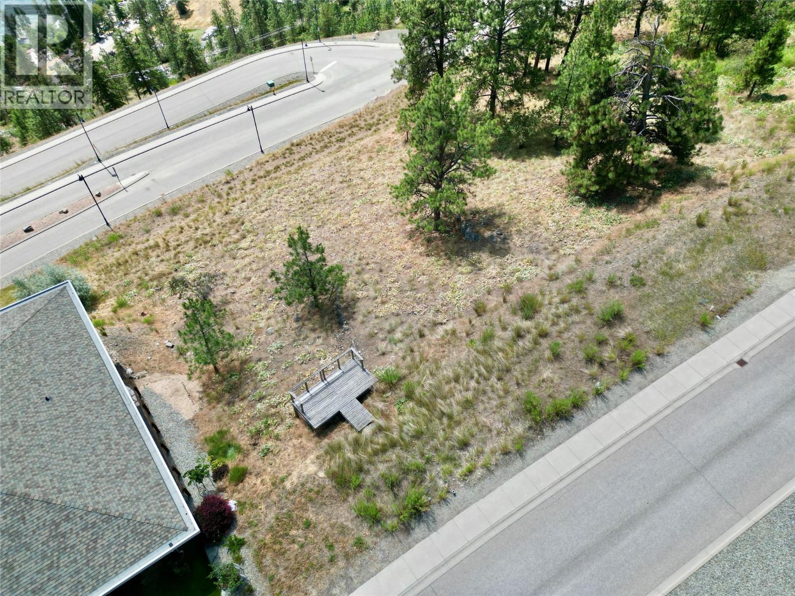 8816 Stonington Road, Vernon, BC