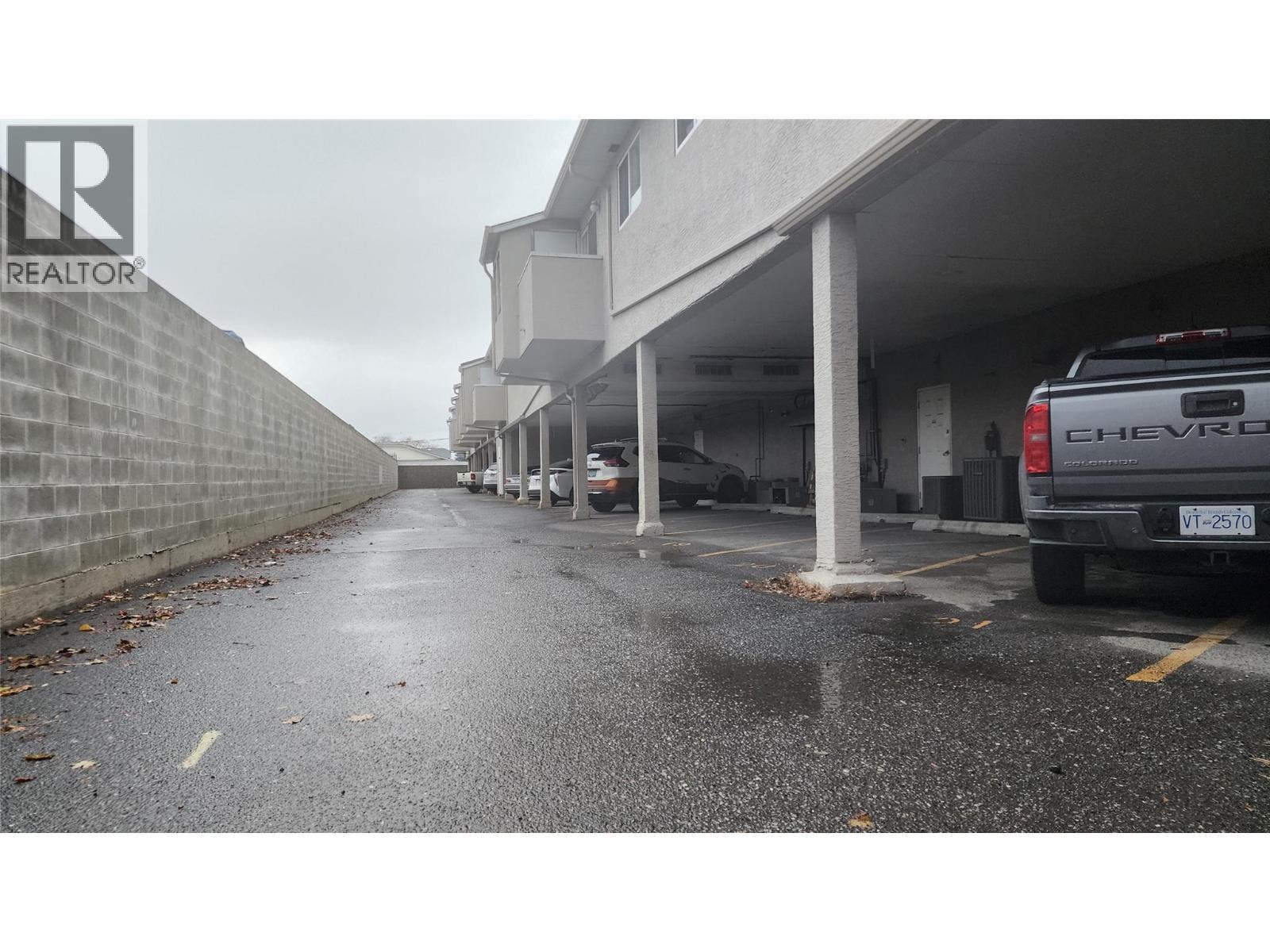 1295 12Th Street Unit# 206, Kamloops, BC - Outdoor