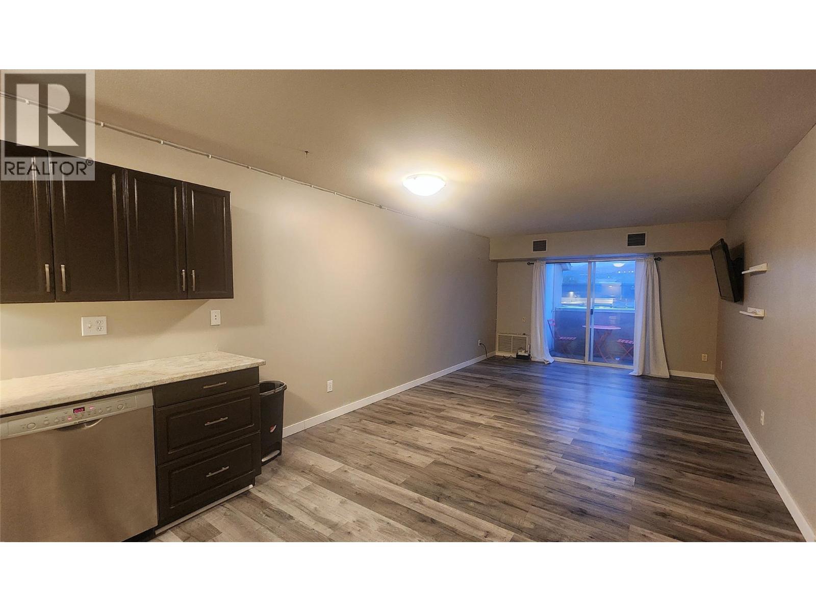 1295 12Th Street Unit# 206, Kamloops, BC - Indoor