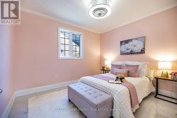 2nd Bedroom/Crown Molding -