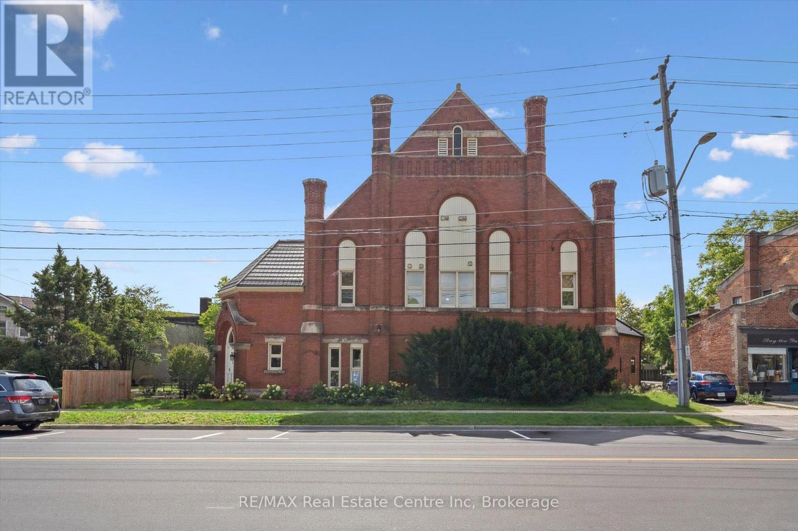 204 - 200 Woolwich Street, Guelph (Downtown), ON - Outdoor