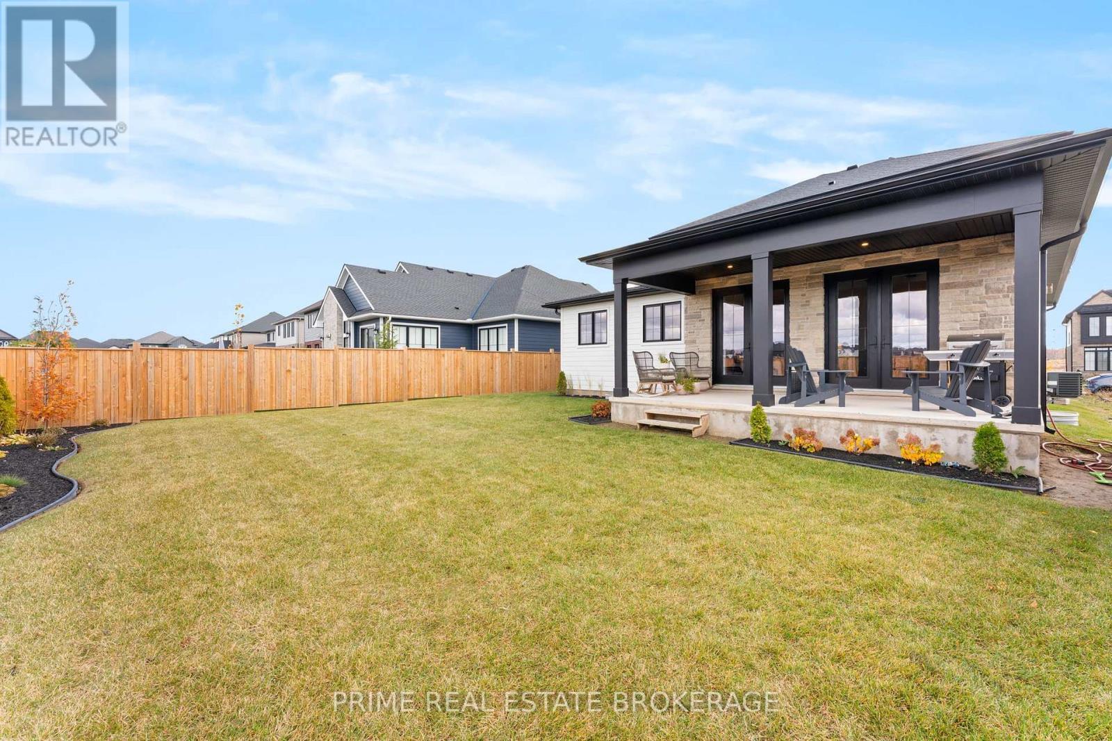 78 Optimist Drive, Southwold, ON - Outdoor With Deck Patio Veranda
