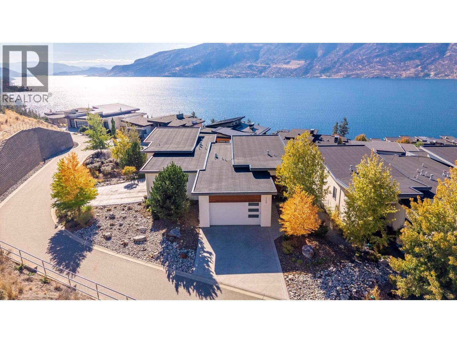 1768 Slateview Crescent, Lake Country, BC - Outdoor With Body Of Water With View