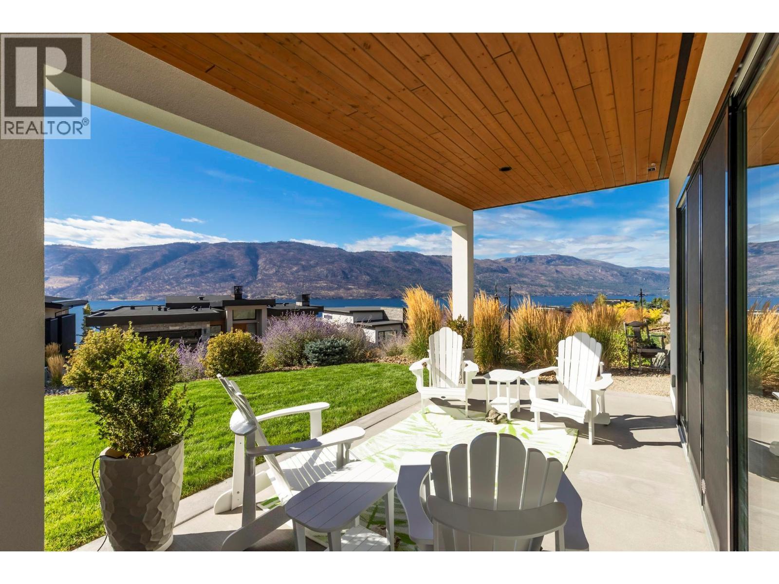 1768 Slateview Crescent, Lake Country, BC - Outdoor With Deck Patio Veranda With View With Exterior