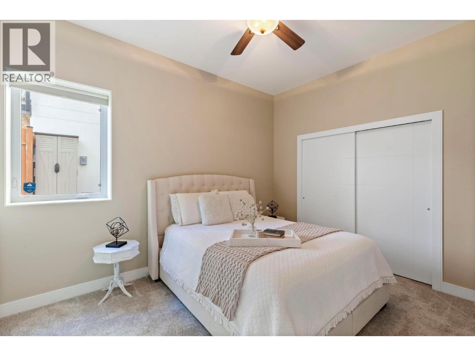 1768 Slateview Crescent, Lake Country, BC - Indoor Photo Showing Bedroom