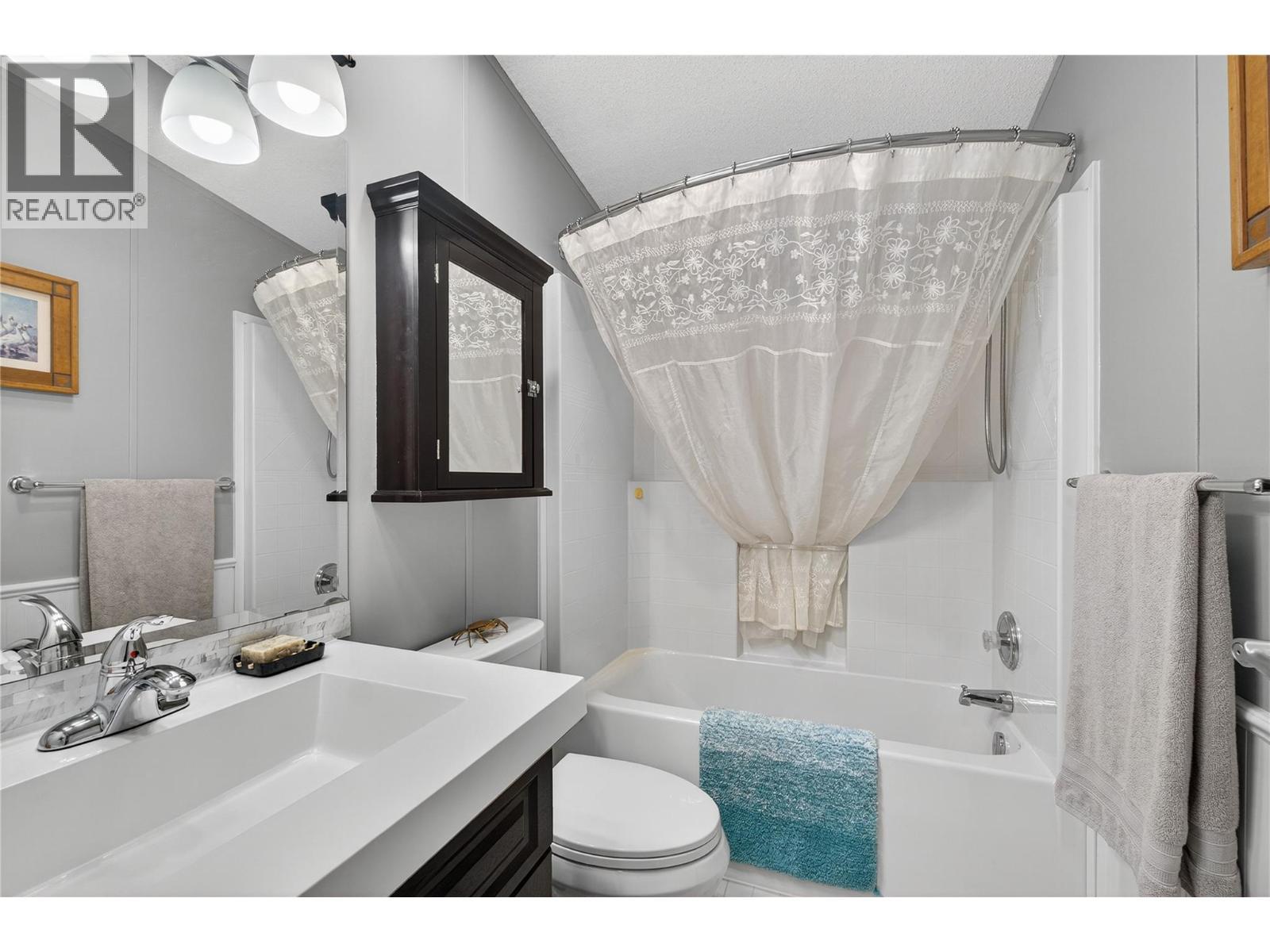 4965 Pine Acres Road, Chase, BC