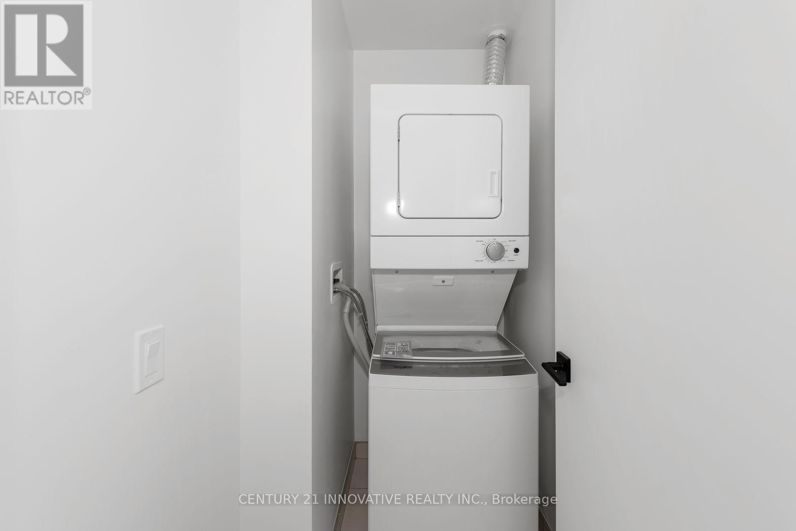 2806 - 1285 Dupont Street, Toronto, ON - Indoor Photo Showing Laundry Room