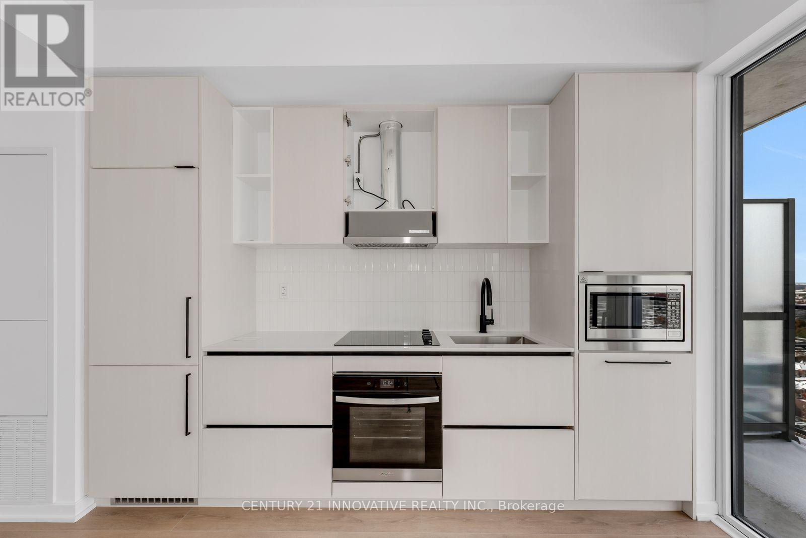 2806 - 1285 Dupont Street, Toronto, ON - Indoor Photo Showing Kitchen